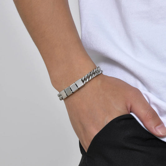 Personalized Cuban Chain Bracelet for Men – Stainless Steel with Name Engraving