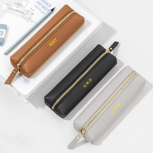 Personalized leather pen case – With name engraving – Stylish accessory for school, office or business