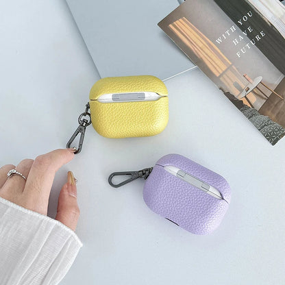 Airpod Pro 4 case made of PU leather – With name or initial engraving – Stylish and creative