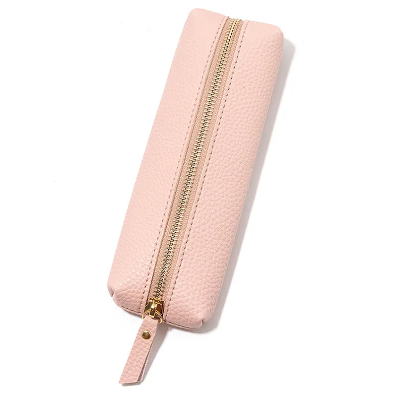 Personalized leather pen case – With name engraving – Stylish accessory for school, office or business