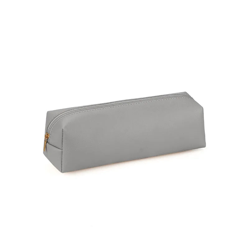 Personalized pencil case for office &amp; school – With name engraving – Stylish accessory for pens or makeup brushes