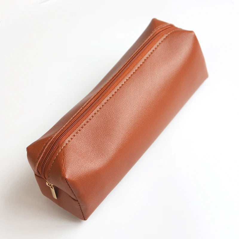 Personalized pencil case for office &amp; school – With name engraving – Stylish accessory for pens or makeup brushes