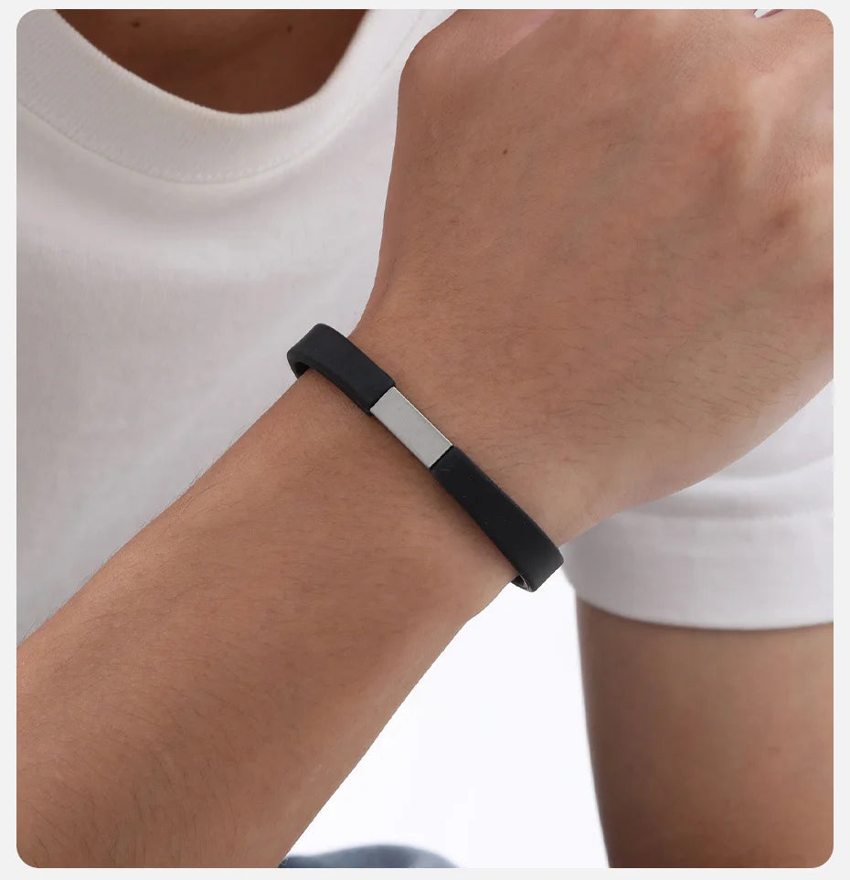 Stainless steel and silicone sports bracelet for men, personalized name bracelet